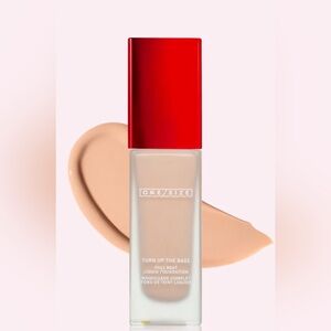 ONE/SIZE TURN UP THE BASE
FULL BEAT LIQUID FOUNDATION - LIGHT 15 (R)
